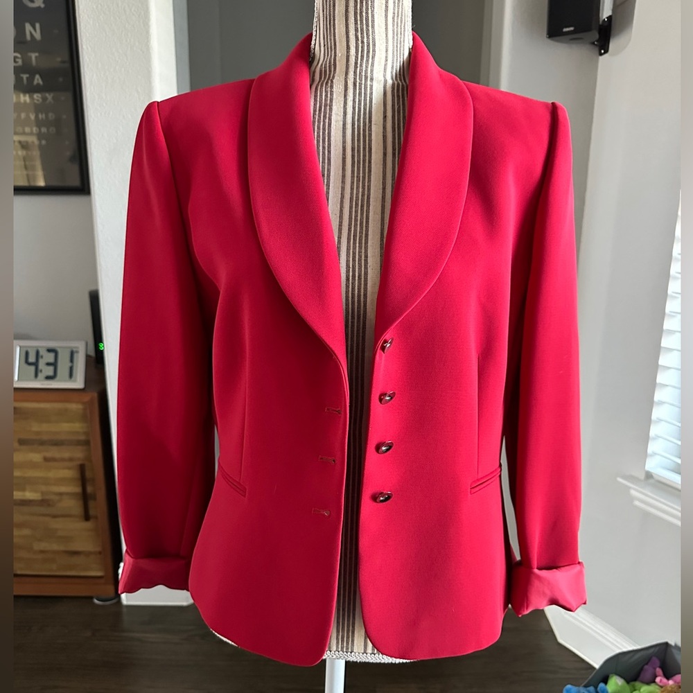 Red skirt & blazer jacket set lined shoulder pads ruffles collar size 12 - Picture 2 of 16